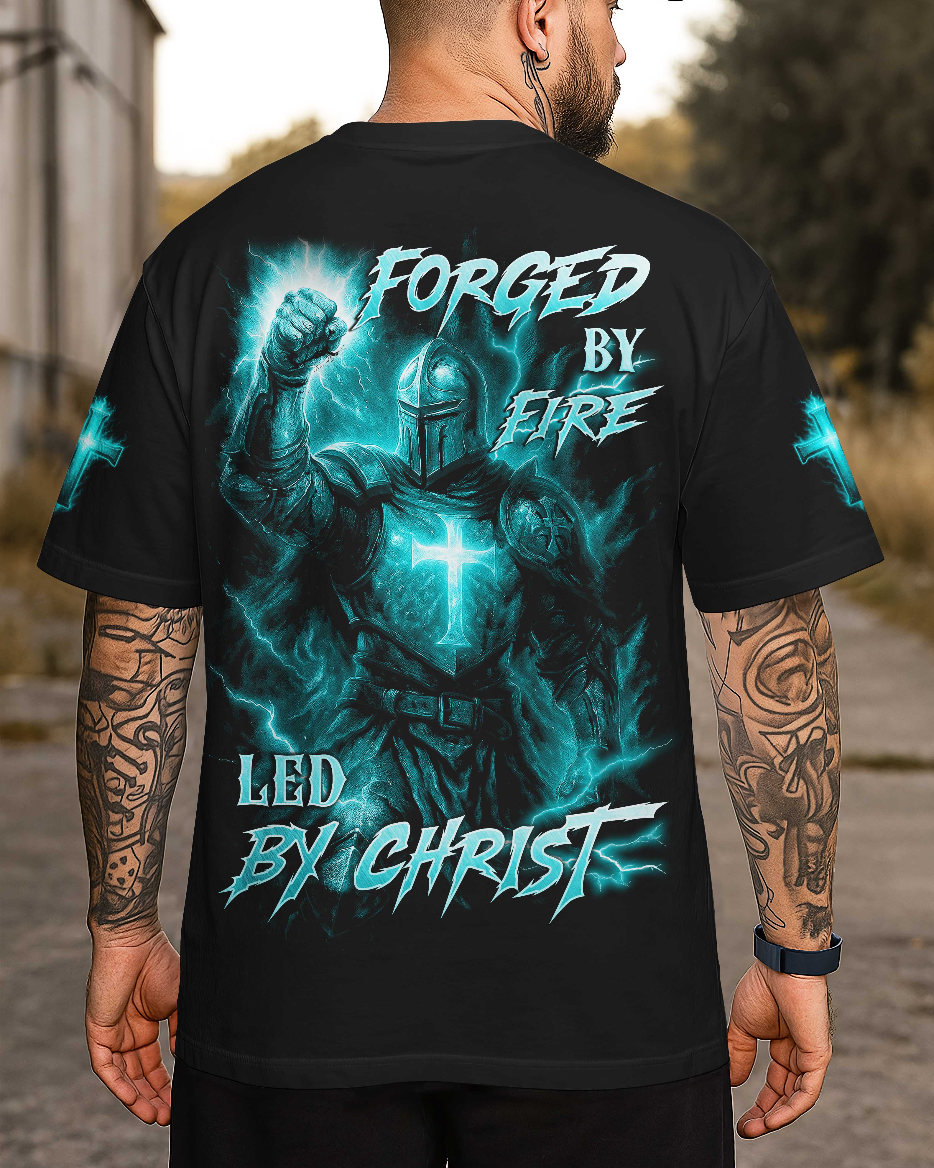Camiseta Forjado en el fuego, guiado por Cristo