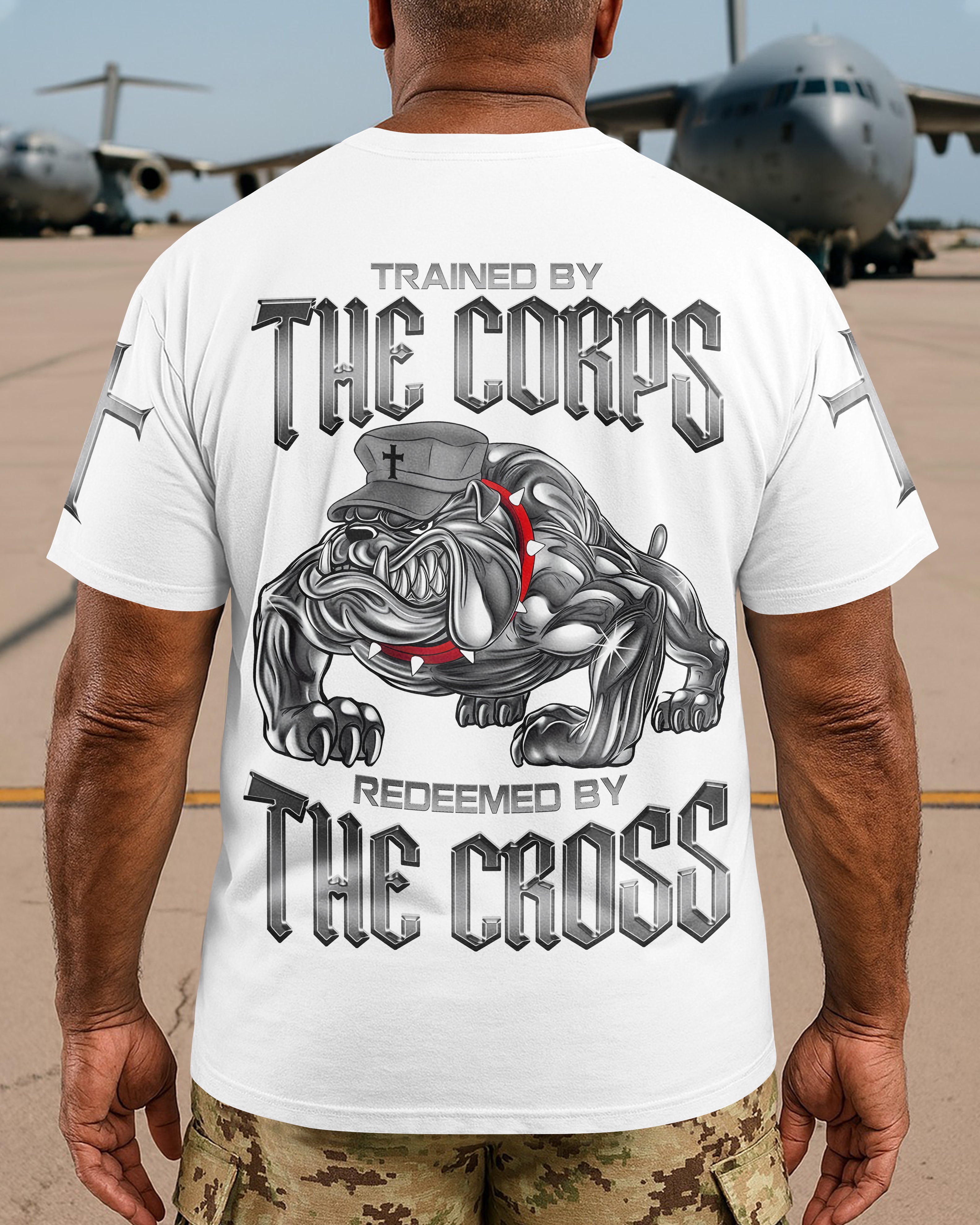 T-shirt Entraîné Par Le Corps Racheté Par La Croix