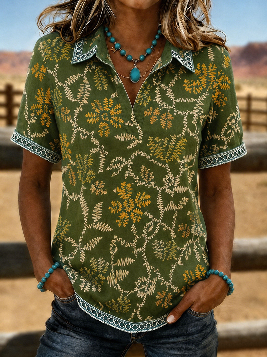 Top casual de manga corta de mujer de estilo vaquero con estampado geométrico étnico, borde y cuello en V