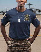 Gesegnet sei der Herr, mein Fels, der meine Hände für den Kampf trainiert T-Shirt