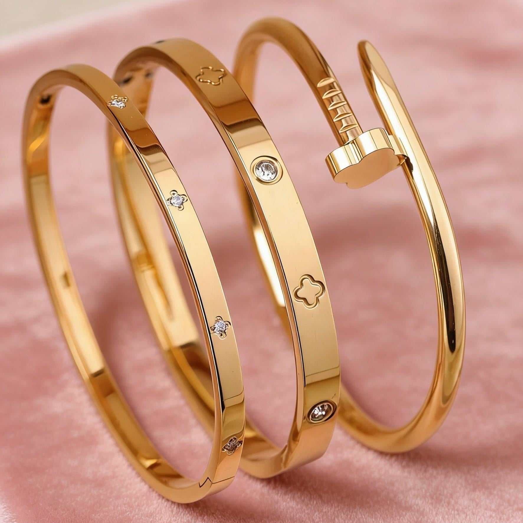 Women's Stainless Steel Flower Nail Design Bracelet Set