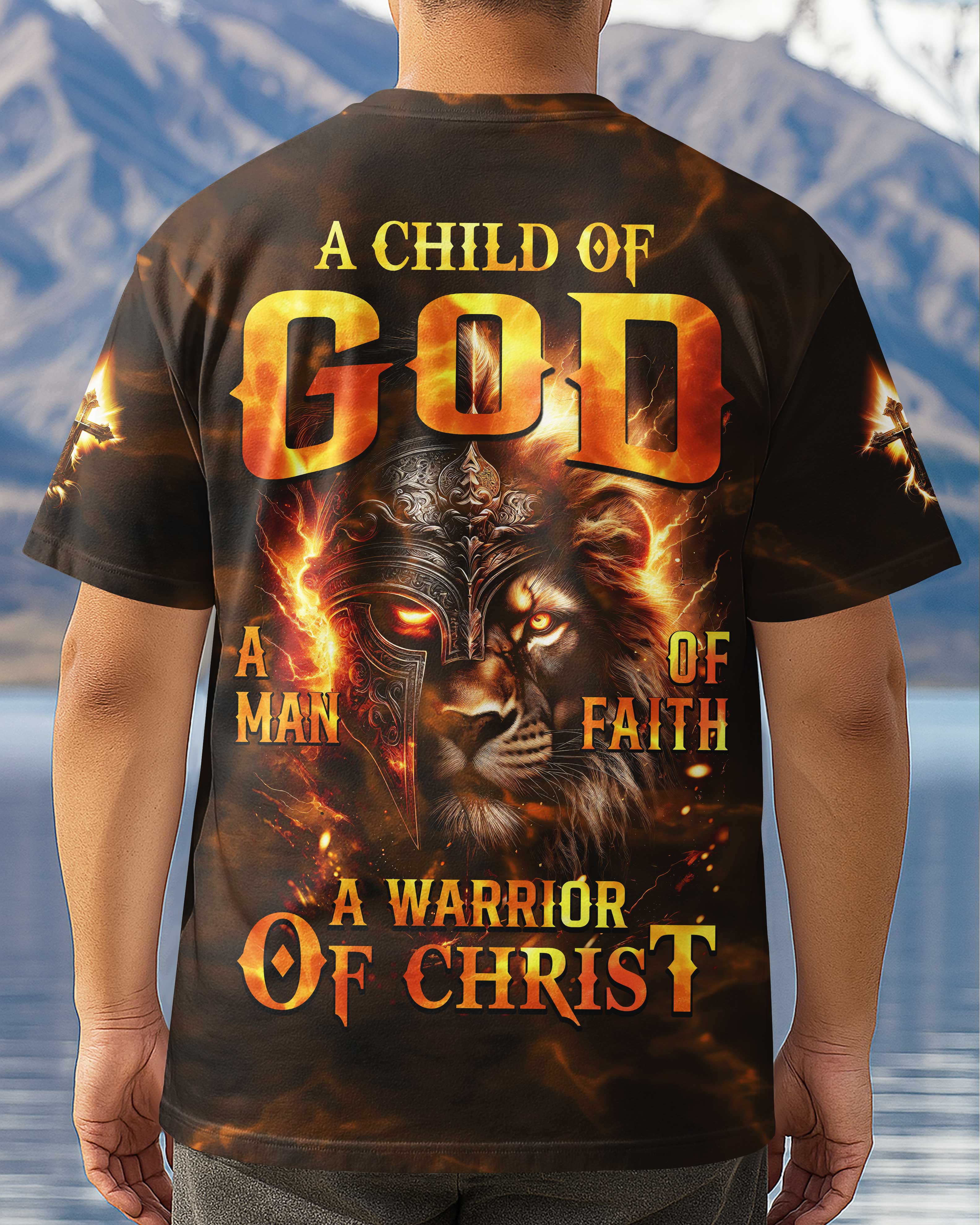 Ein Kind Gottes Ein Mann des Glaubens Ein Krieger Christi All Over Print T-Shirt