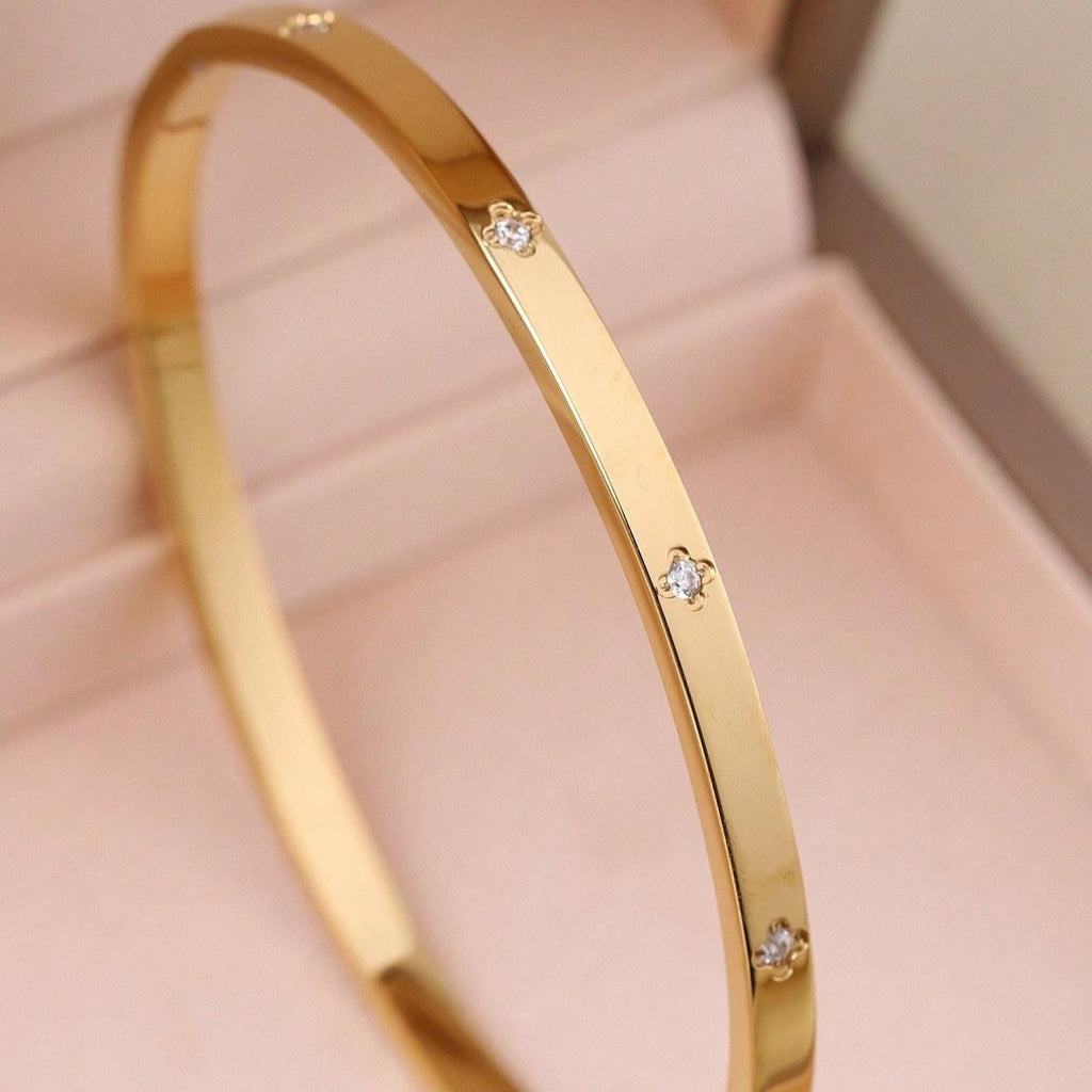Women's Stainless Steel Flower Nail Design Bracelet Set