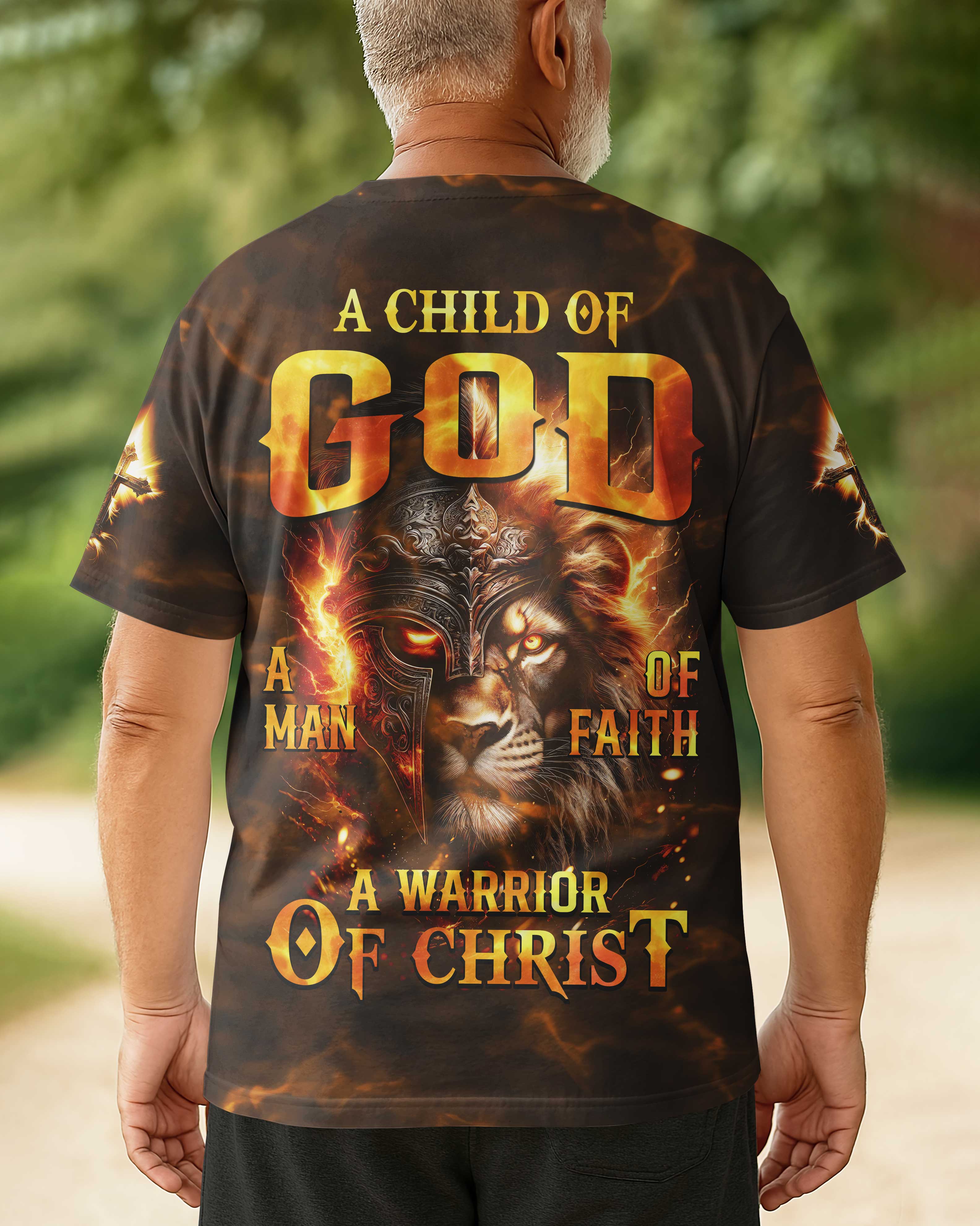 Ein Kind Gottes Ein Mann des Glaubens Ein Krieger Christi All Over Print T-Shirt