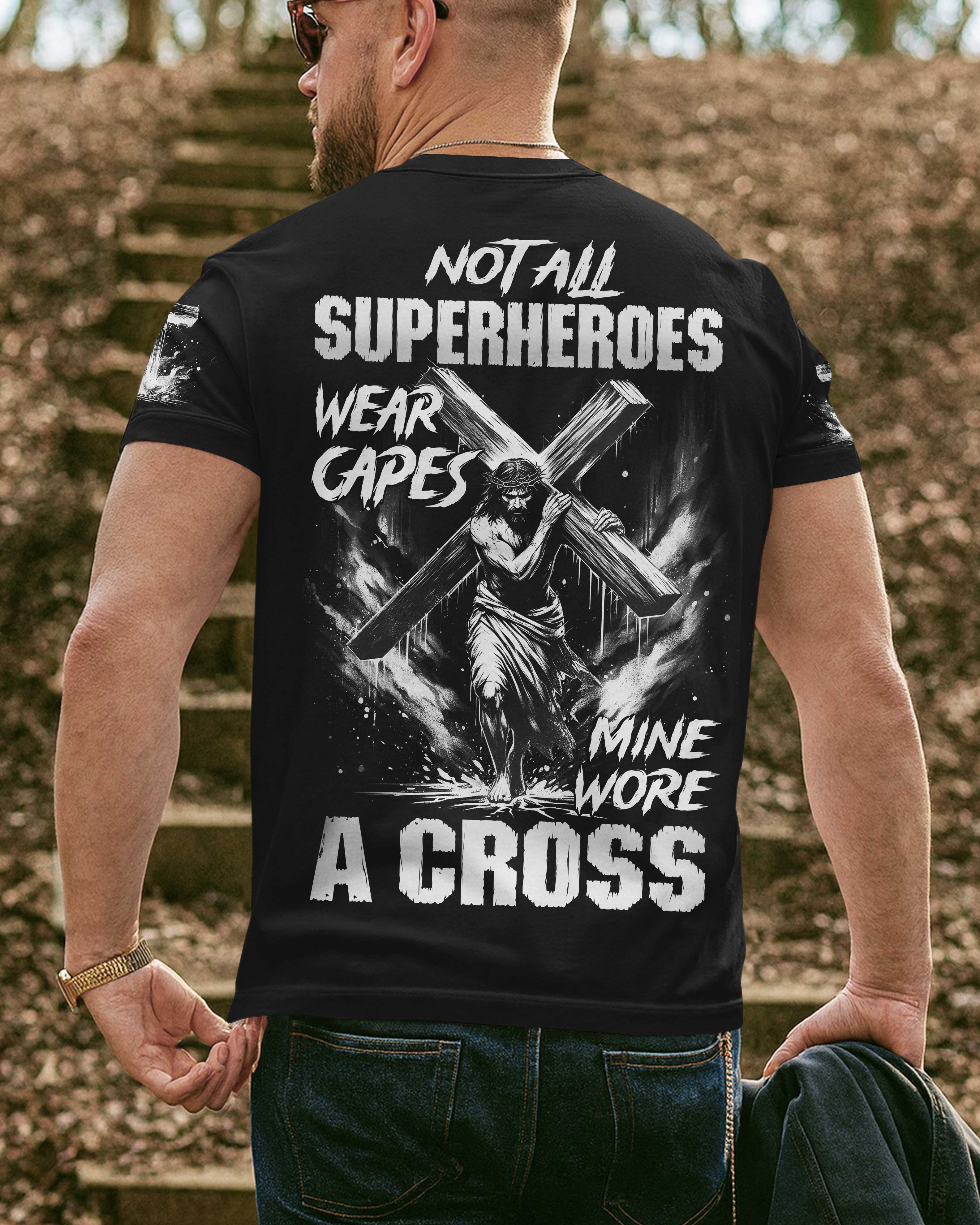 T-shirt imprimé Not All Superheroes Wear Capes