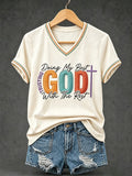 Damen T-Shirt mit V-Ausschnitt „Vertrauen in Gott“