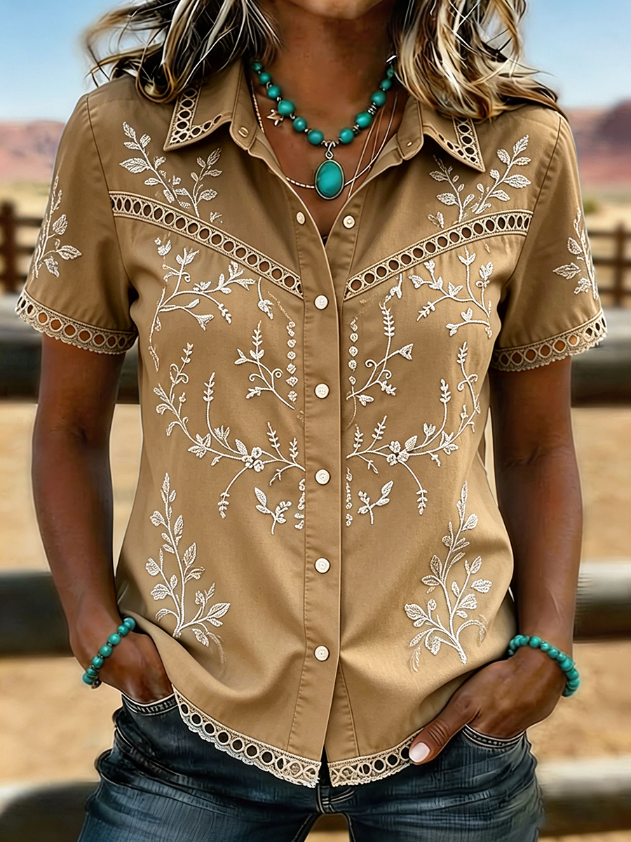Camisa western abotonada para mujer con bordado floral turquesa degradado