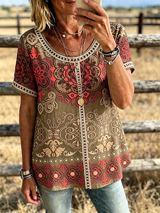 Blusa casual vaquera con estampado de mandala, ribete y manga corta