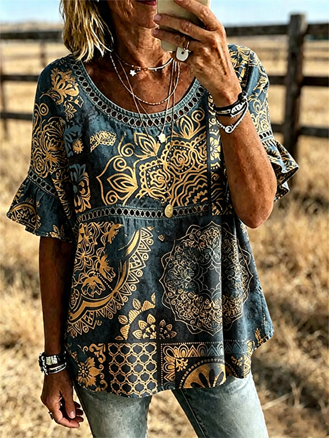 Blusa vaquera de mujer con estampado de paisley, ribete de encaje y mangas cortas con volantes