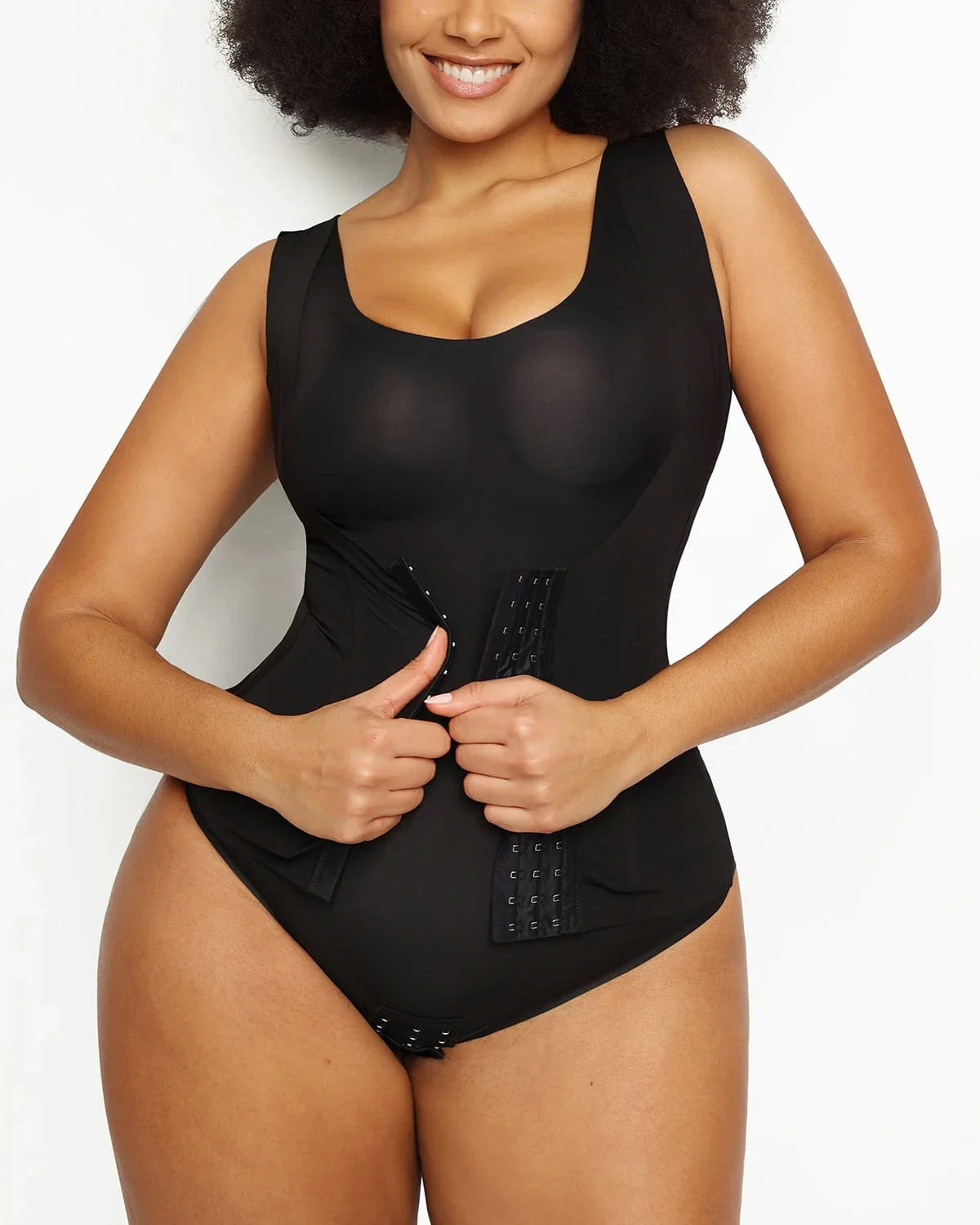 Body moldeador tipo camiseta y braga 3 en 1 Cream Touch™