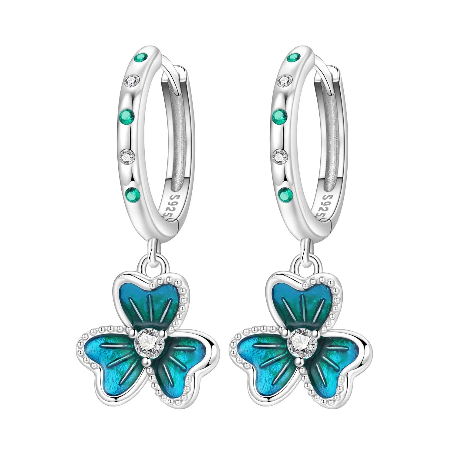 Pendientes con dijes