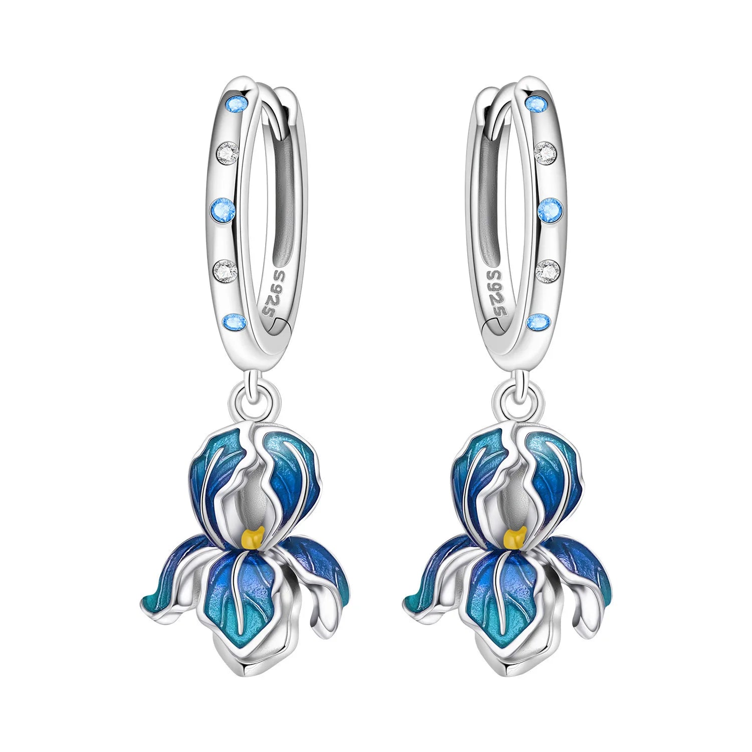 Pendientes con dijes