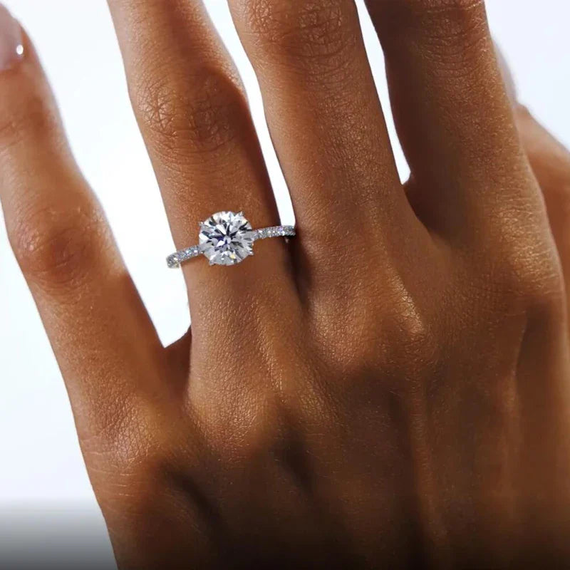 Oval Halo Moissanite Ring
