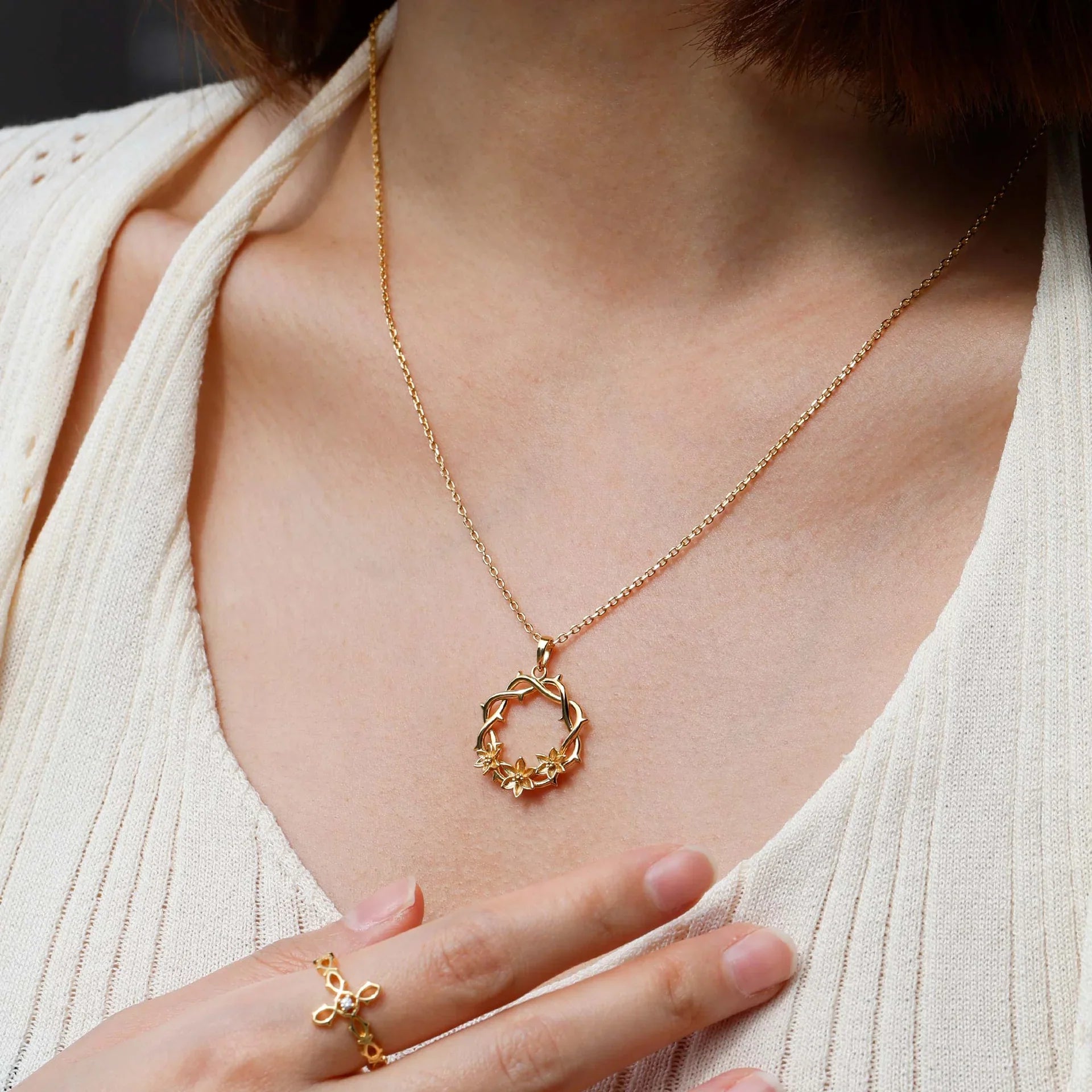 Crown of Thorns Floral Necklace