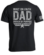 Papa: Auf Glauben gebaut, von Sinn getrieben T-Shirt