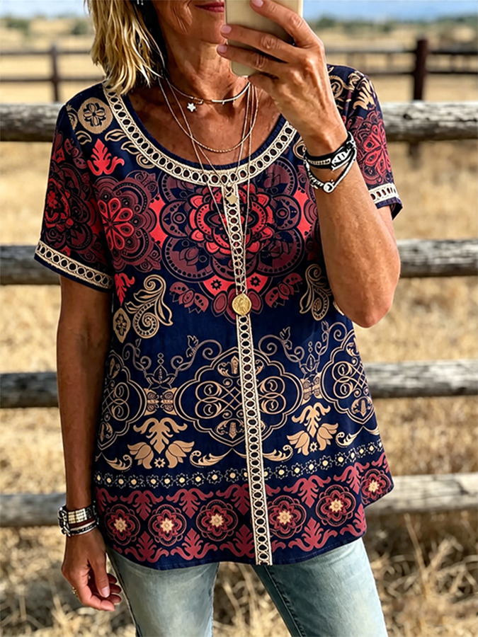 Blusa casual vaquera con estampado de mandala, ribete y manga corta