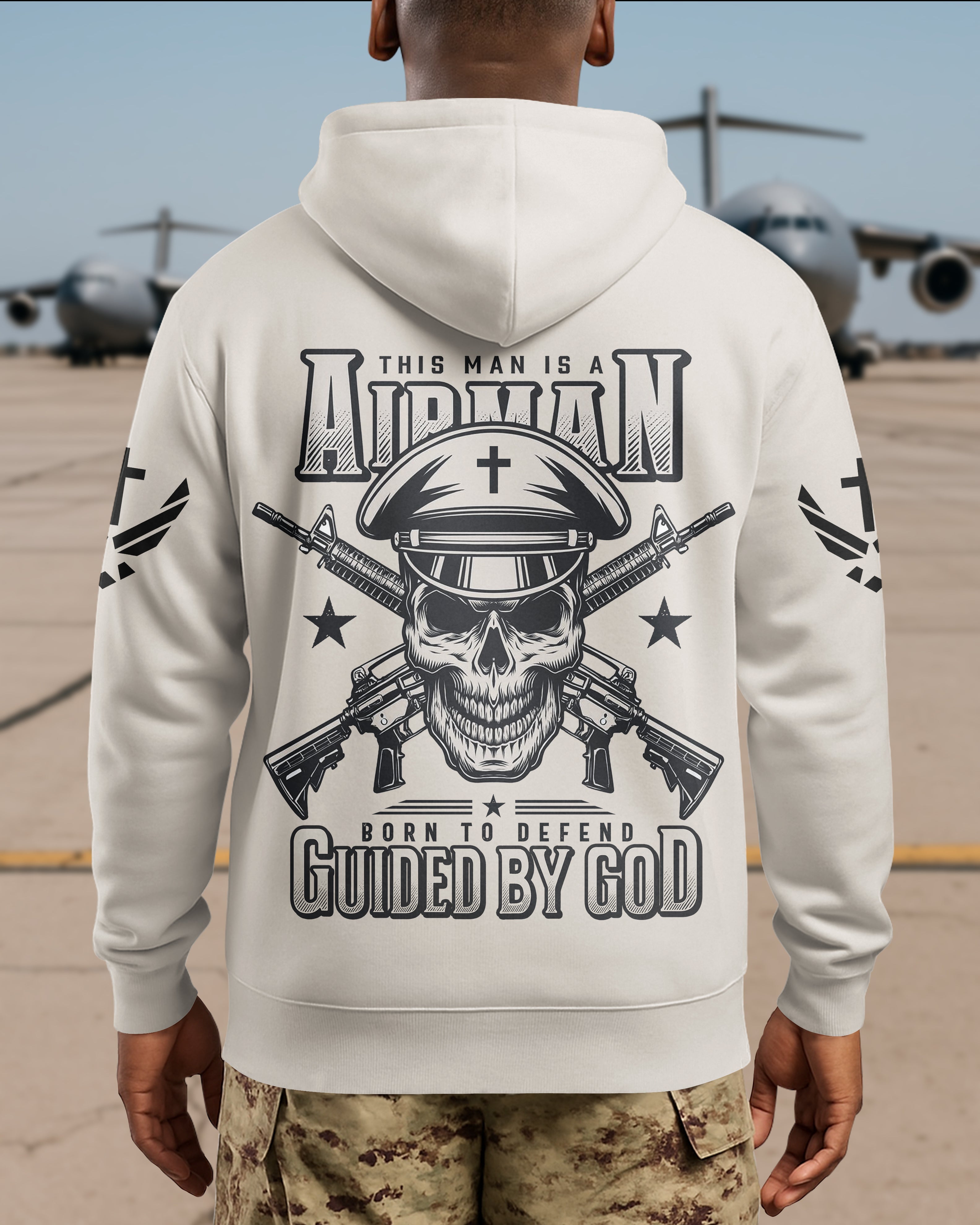 Cet homme est un aviateur né pour défendre, guidé par Dieu - T-shirt