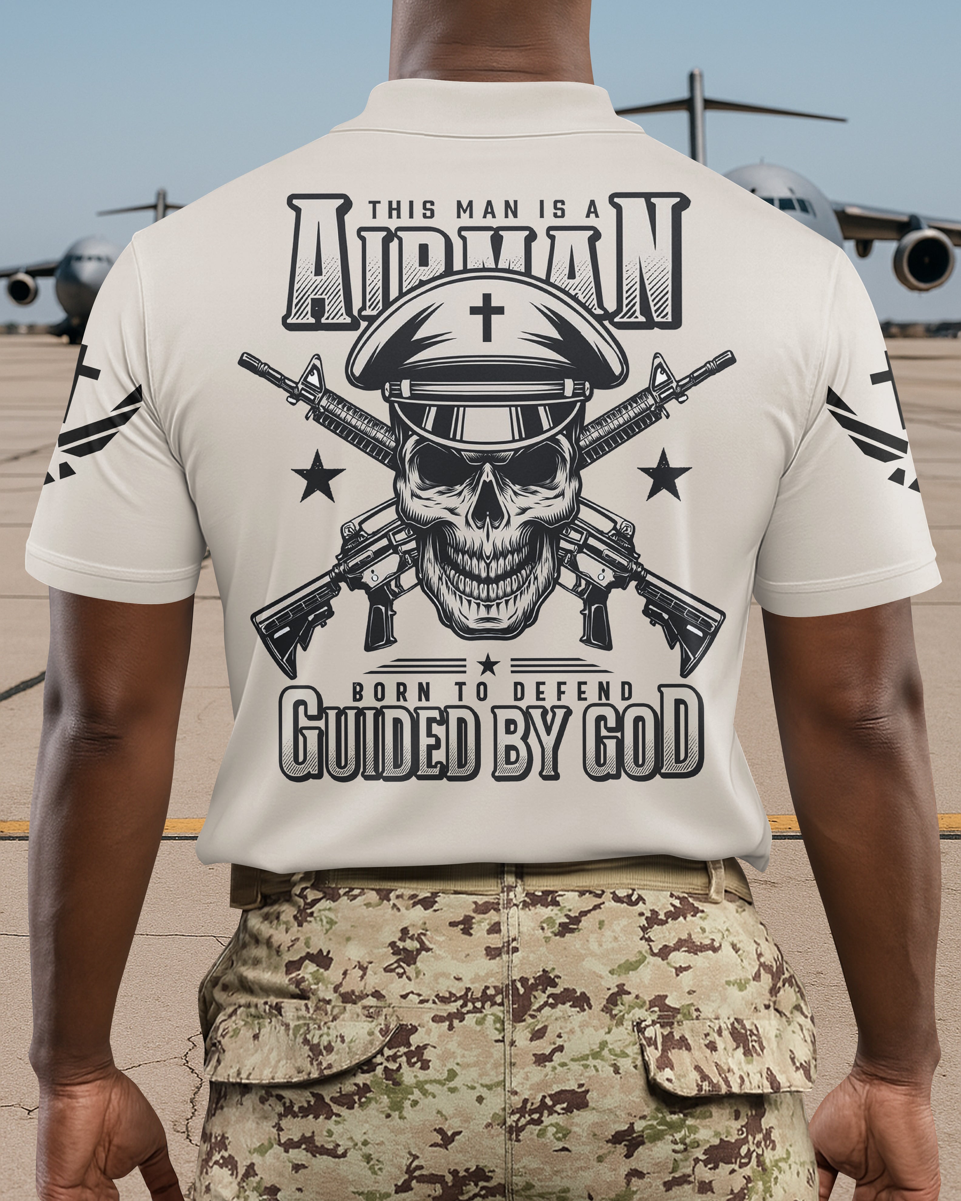 Cet homme est un aviateur né pour défendre, guidé par Dieu - T-shirt