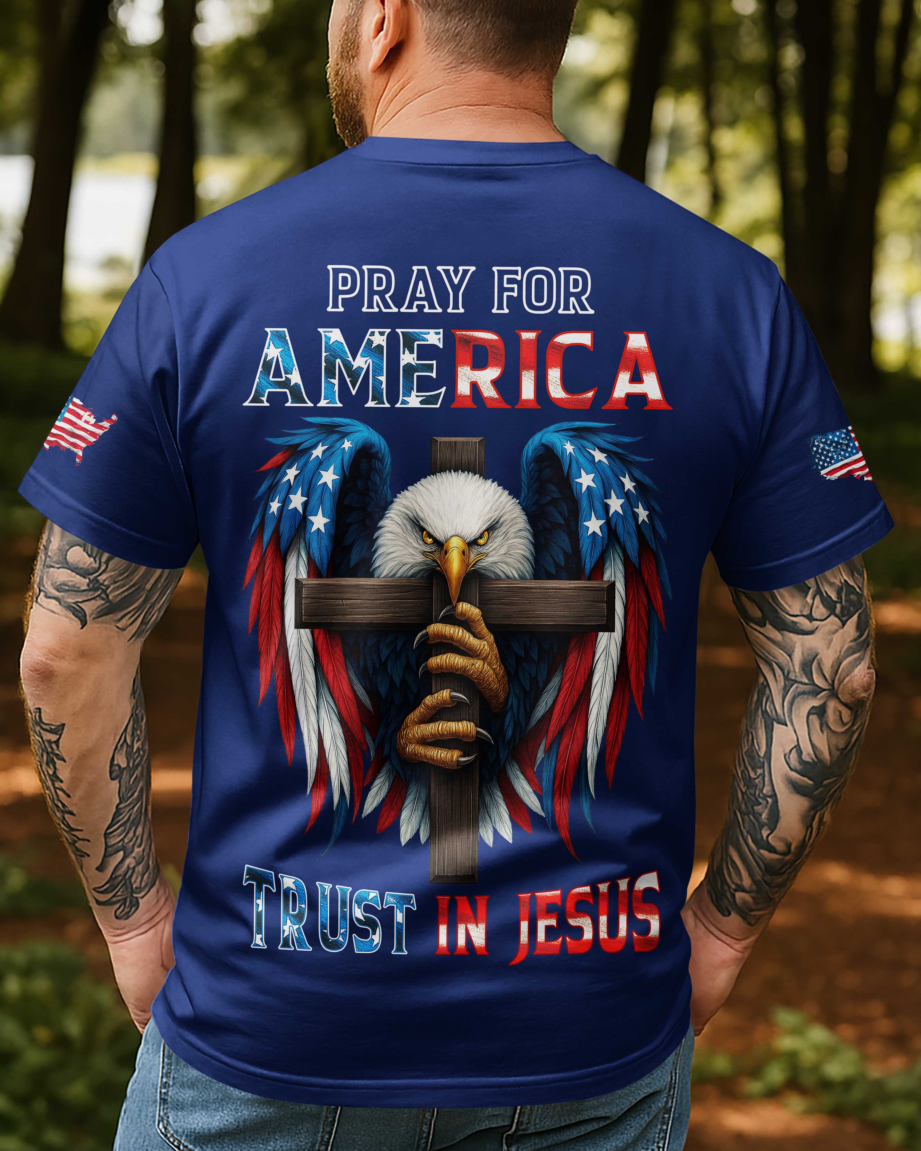 T-shirt "Priez pour l'Amérique, Ayez confiance en Jésus"
