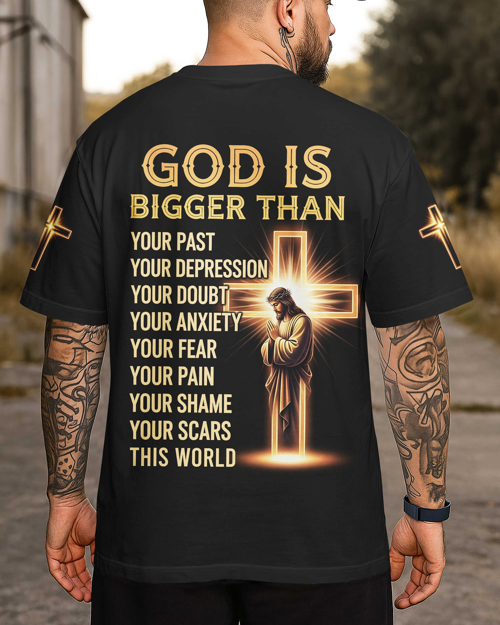 Gott ist größer als alles All-Over-Print T-Shirt
