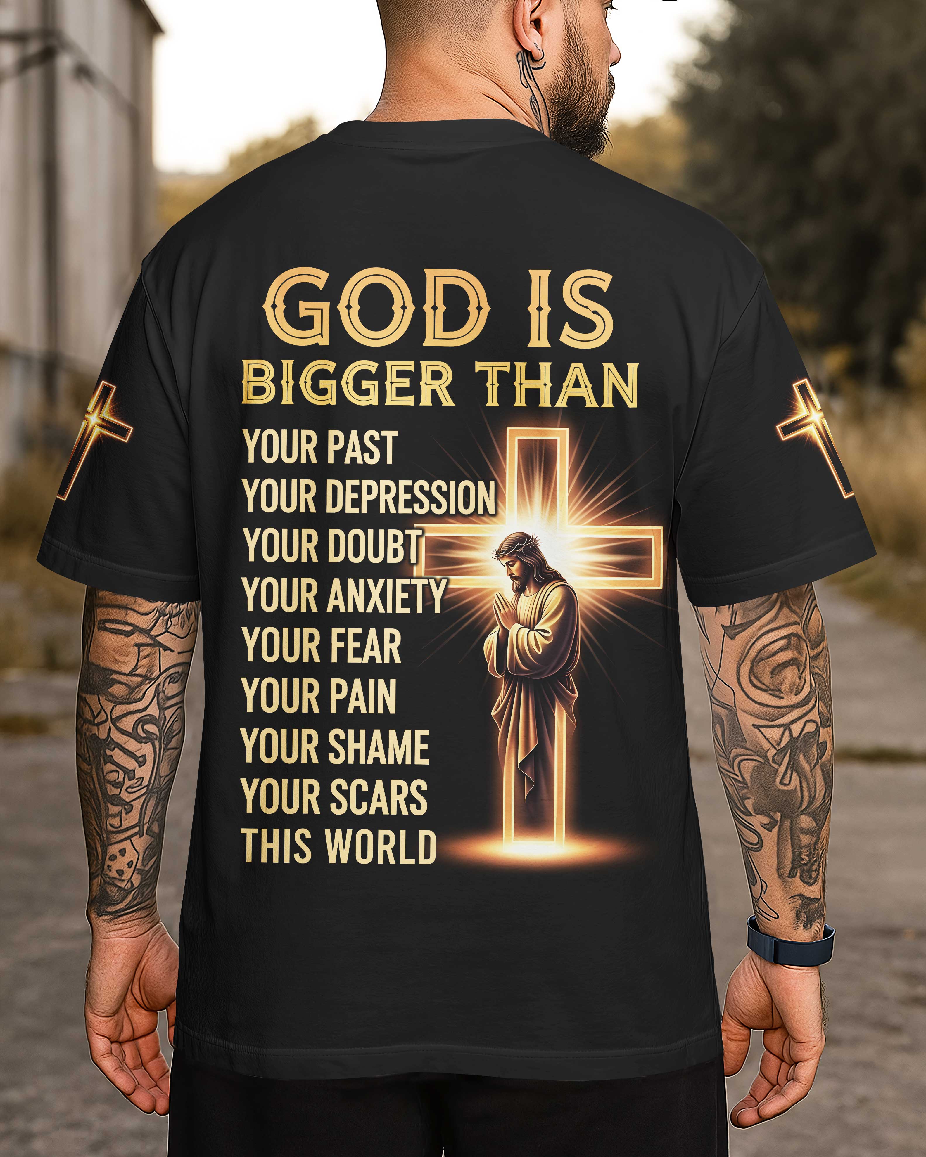 Gott ist größer als alles All-Over-Print T-Shirt