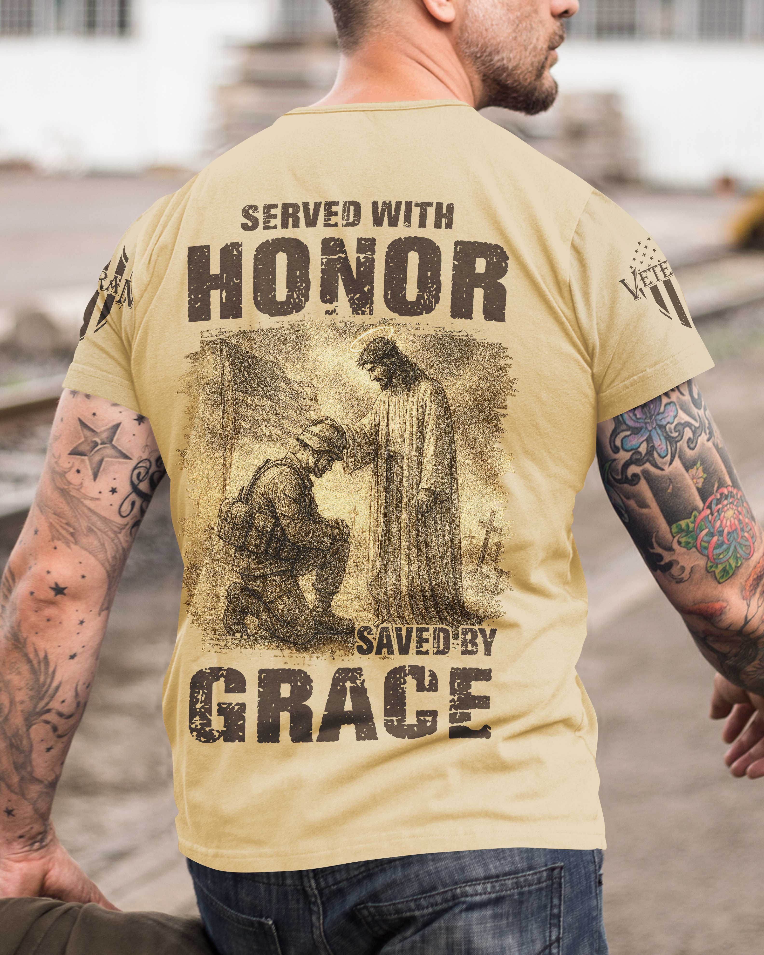 T-shirt imprimé « Servi avec honneur »