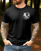 Ich knie nur vor einem Mann, und der starb am Kreuz – T-Shirt