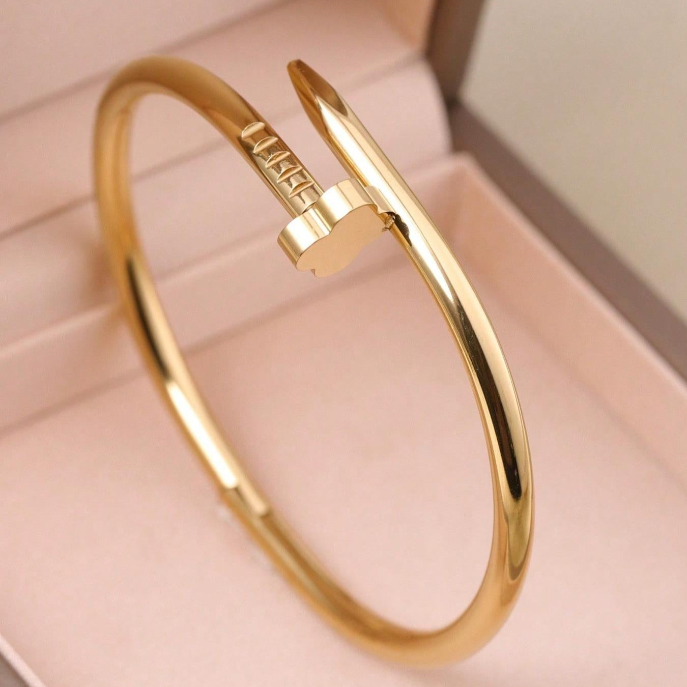 Women's Stainless Steel Flower Nail Design Bracelet Set