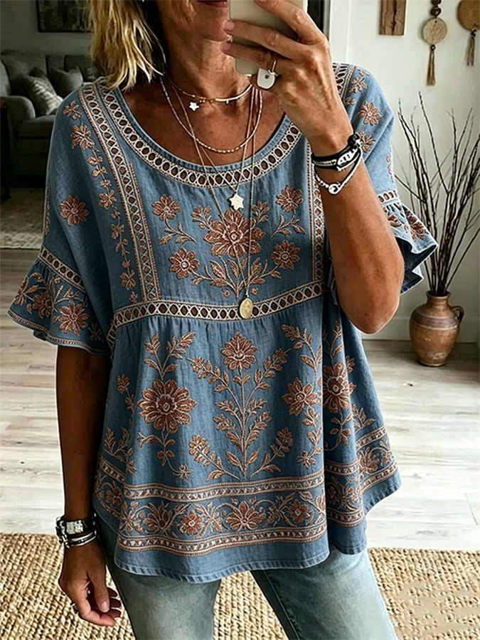 Blusa campesina vintage de mujer con estampado floral, ribete y mangas con volantes