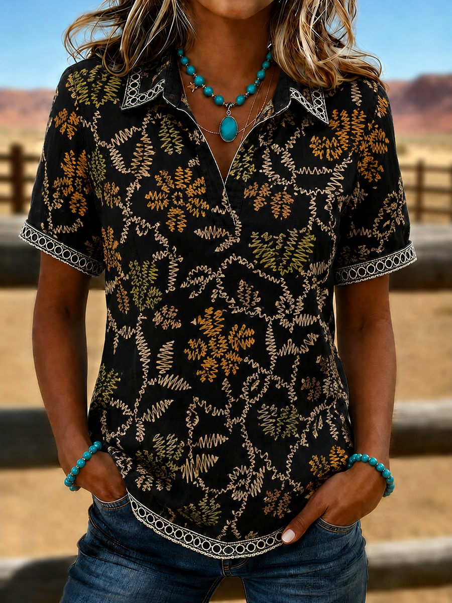 Top casual de manga corta de mujer de estilo vaquero con estampado geométrico étnico, borde y cuello en V