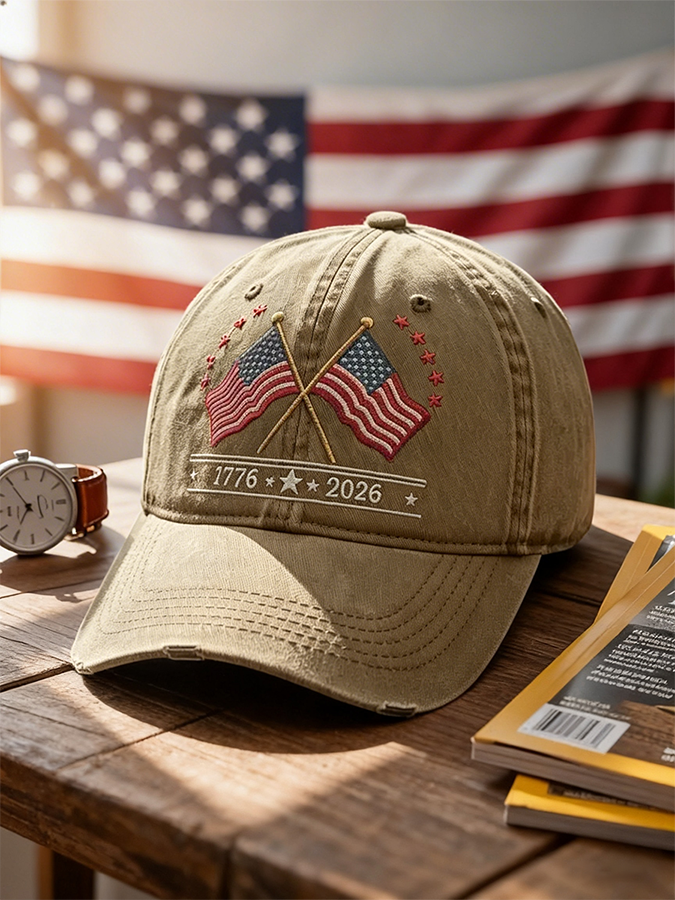 Gorra de béisbol lavada con banderas estadounidenses cruzadas 1776-2026